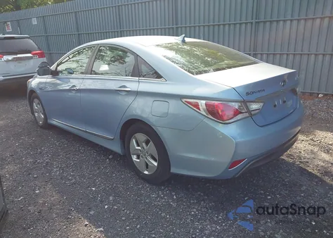 2011 Hyundai Sonata Hybrid z USA, uszkodzony, nr VIN KMHEC4A4XBA004636